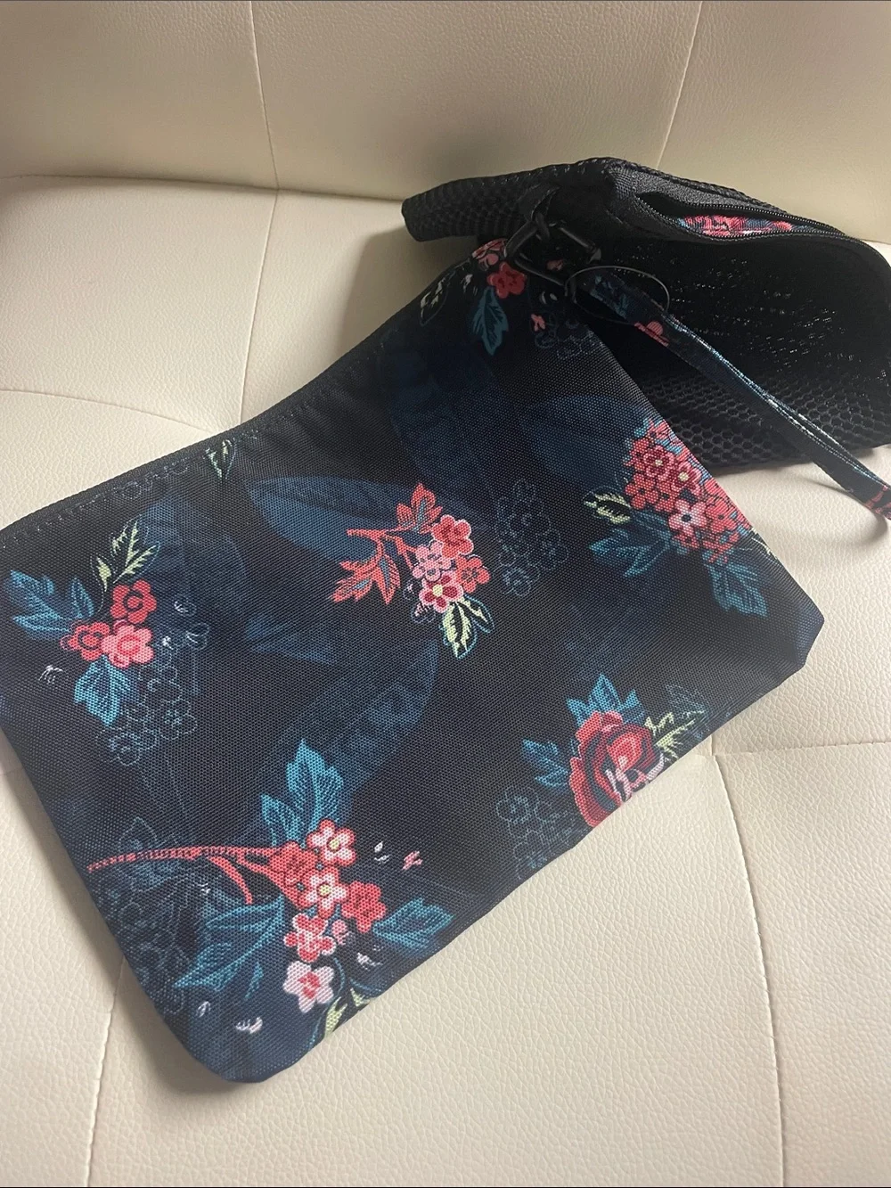 Vera Bradley Reactive Packing Pouch Duo new with tags!